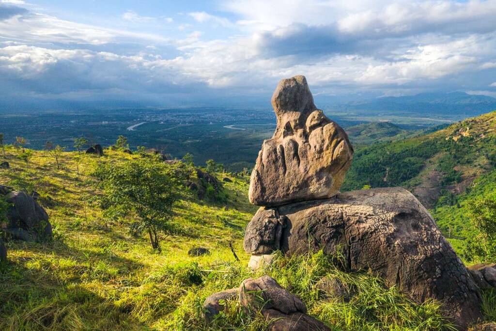 Người “kể chuyện” Kon Tum bằng ảnh