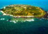 Xã An Bình (còn gọi là đảo Bé), huyện Lý Sơn, nhìn từ trên cao trông hệt con rùa đang bơi giữa biển trời mênh mông. Khác với nhiều xã đảo trong cả nước, thiên nhiên nơi đây được người dân bảo tồn hoang sơ, rạn san hô muôn sắc màu dày đặc còn nguyên vẹn.