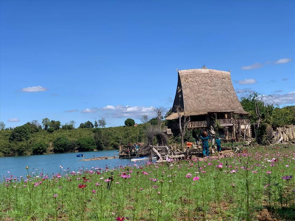 Đầu xuân, nghĩ về “mỏ vàng” du lịch của Tây Nguyên