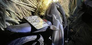 Kon Tum: Thiếu niên chạy xe máy tông CSGT khiến 2 người bị thương nặng