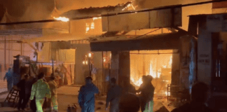 Hỏa hoạn đêm giao thừa khiến 2 ngôi nhà ở Kon Tum cháy rụi