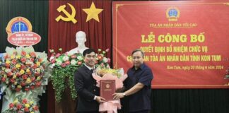 Trao quyết định bổ nhiệm Chánh án TAND tỉnh Kon Tum
