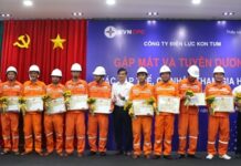 PC Kon Tum gặp mặt, tuyên dương các tập thể, cá nhân tham gia xây dựng đường dây 500kV mạch 3